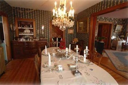 The Lion And The Rose Bed & Breakfast Whitefield Eksteriør bilde