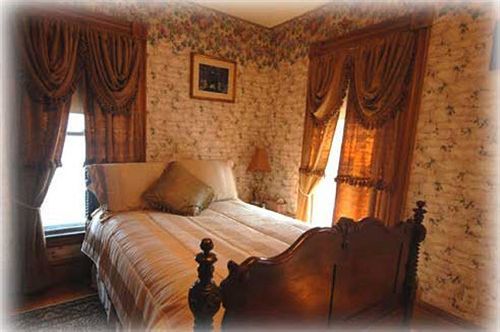 The Lion And The Rose Bed & Breakfast Whitefield Eksteriør bilde